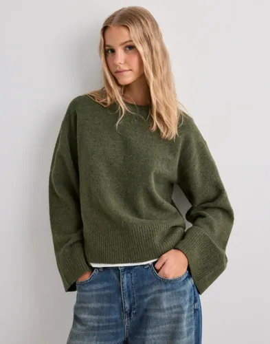 Nelly Grønn Perfect Knit Sweater