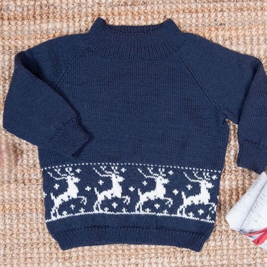 Bluum Strik Strikkegenser Reinsdyr - garnpakke i Bluum Pure Eco Baby Wool