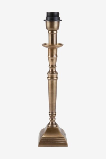 PR Home   Lampefot Salong   Messing