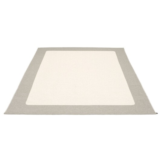 Pappelina Ilda matte 180x260 cm warm grey / vanilla