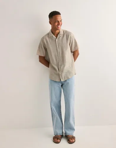 Only & Sons Onscaiden Life Ss Solid Resort Line Linskjorter Beige Only & Sons Onscaiden Life Ss Solid Resort Line Linskjorter Beige