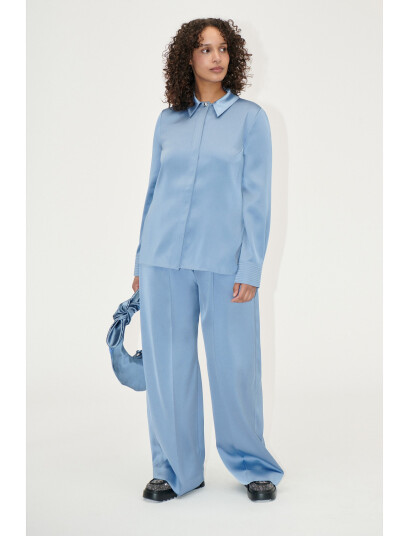 STINE GOYA Collared Fitted Shirt, 2261 Satin - Blue - S STINE GOYA Collared Fitted Shirt, 2261 Satin - Blue - S