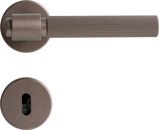 Beslag Design Helix Stripe 200 Dørhåndtak Med Nøkkelhull Dark Bronze Beslag Design Helix Stripe 200 Dørhåndtak Med Nøkkelhull Dark Bronze