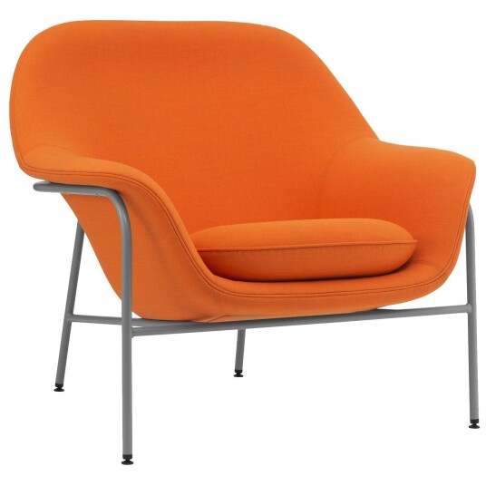 Normann Copenhagen Drape Lounge Chair Low Grey Steel Lenestol Skum Ramme i stål Normann Copenhagen Drape Lounge Chair Low Grey Steel Lenestol Skum Ramme i stål