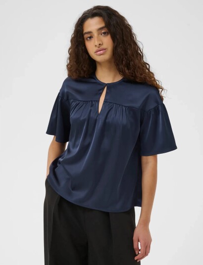 InWear Lakeiw Top Navy 40 InWear Lakeiw Top Navy 40