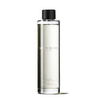 Molton Brown Delicious Rhubarb & Rose Aroma Reeds Refill Molton Brown Delicious Rhubarb & Rose Aroma Reeds Refill