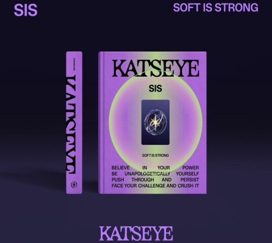 KATSEYE - SIS  Soft Is Strong  EP: Strong Photobook Version  CD 