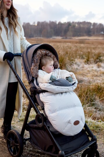 Petite Chérie Essence Vognpose Med Dun Light Grey