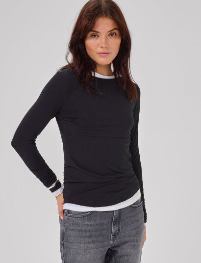 My Essential Wardrobe 18 The Modal Blouse - Black - XS