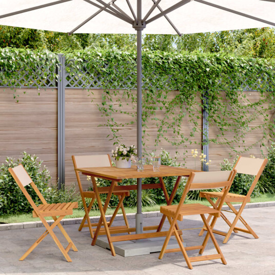 Hagespisegruppe 5 deler beige stoff og heltre