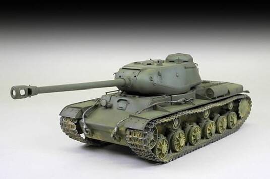 Trumpeter 1/72 Soviet KV-122 Heavy Tank