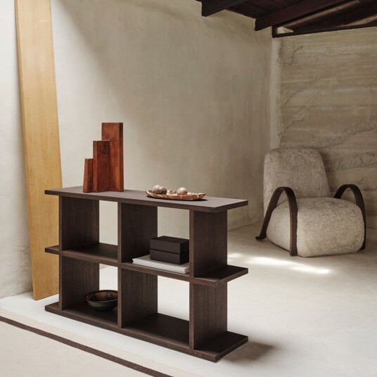 Ferm Living Kona Bokhylle 2x2 Mørkbeiset eik Ferm Living Kona Bokhylle 2x2 Mørkbeiset eik