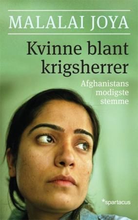 Kvinne blant krigsherrer, Veldig pen bok / som ny