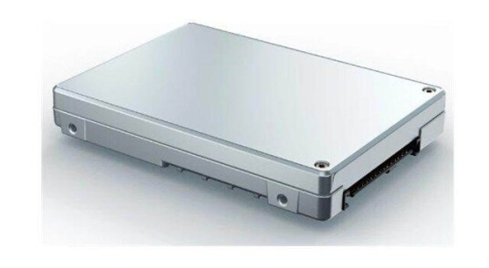 Solidigm D7 Series D7-P5620