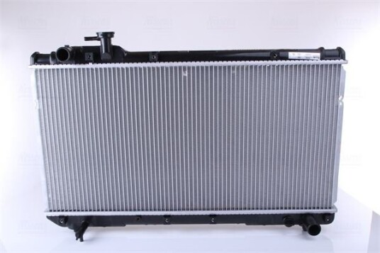 Radiator NISSENS 64706