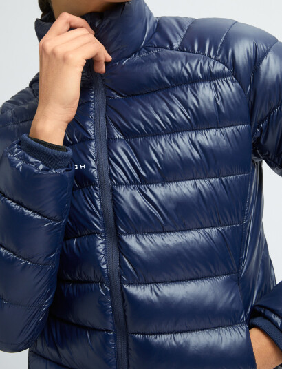 Röhnisch Airlite Golf Padded Jacket - Navy - M Röhnisch Airlite Golf Padded Jacket - Navy - M