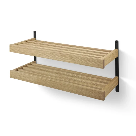 Oscarssons Möbel Nadja Skohylle 80 cm 2 nivåer veggmontert Hvit Lakkert bjørk/slipt stål Oscarssons Möbel Nadja Skohylle 80 cm 2 nivåer veggmontert Hvit Lakkert bjørk/slipt stål