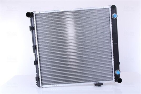 Radiator NISSENS 62751A Radiator NISSENS 62751A