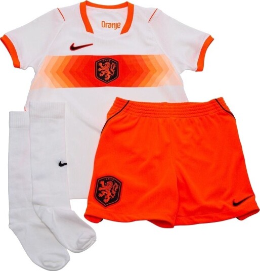 Holland Bortedrakt World Cup 2026 Mini kit Barn   Nike størrelse M: 110 116 cm