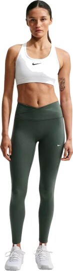 Nike Dame Sport Grønn XS,