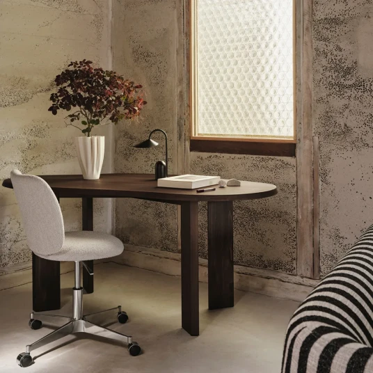 Ferm Living Tarn Skrivebord Dark Stained Beech Ferm Living Tarn Skrivebord Dark Stained Beech