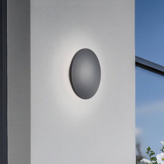 Euluna LED vegglampe Aria M svart aluminium Ø 18 cm M Nowodvorski Lighting Sort Aluminium