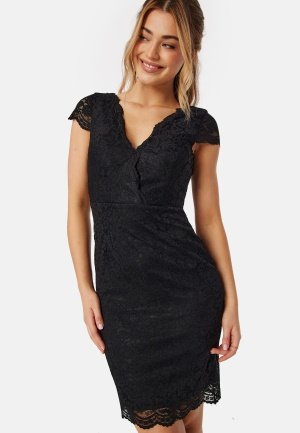 Bubbleroom Occasion V-neck short lace Dress Black 40