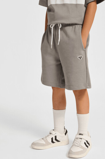 Hummel Hmljr Loose Sweat Shorts Bee Grey 104 Hummel Hmljr Loose Sweat Shorts Bee Grey 104