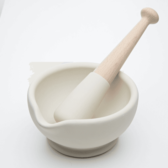 Milton Brook - Morter og pistill 17 cm hvit