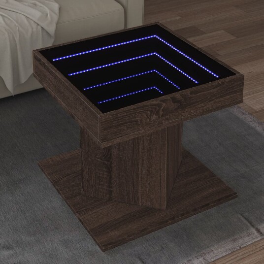 Salongbord med LED brun eik 50x50x45 cm konstruert tre 847566