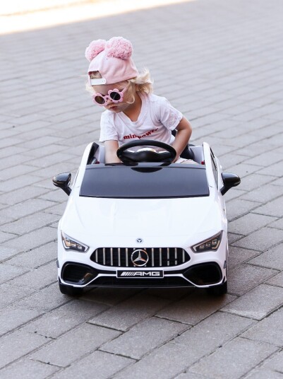 Mercedes Benz CLA45 Elbil Hvit