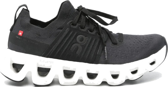 On Running Dame Sport Svart 36 EU,