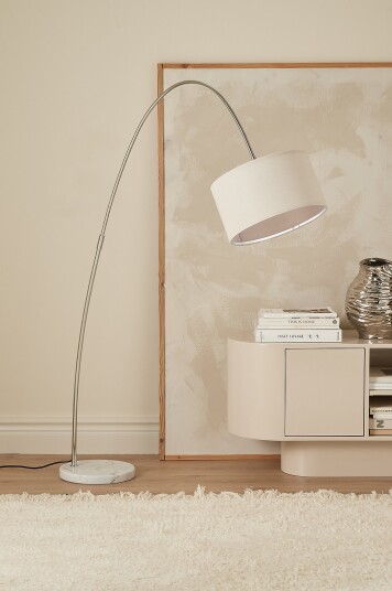 Ellos Home   Gulvlampe Arc   Hvit