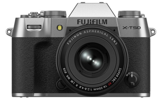 Fujifilm X-T50 m/16-50mm f/2.8-4.8 R LM Sølv. 40.2 MP. APS-C. X-Processor 5