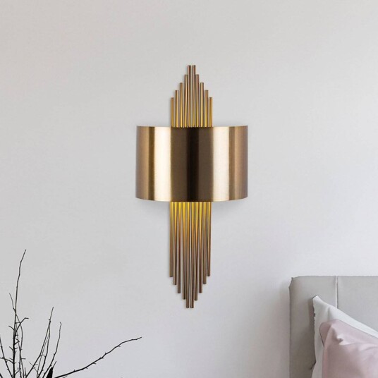 Opviq Vegglampe 619-A gullfarget antikk metall høyde 75 cm Opviq Vegglampe 619-A gullfarget antikk metall høyde 75 cm