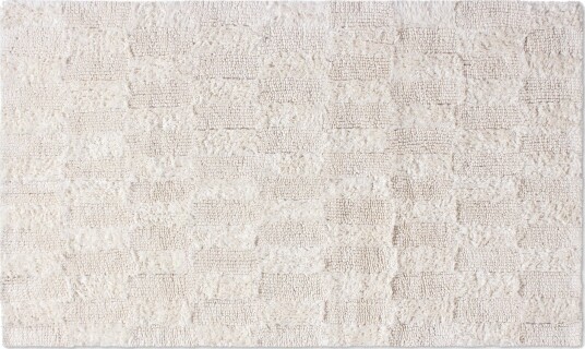 Baderomsmatte Bevin off white Størrelse: 50 x 80 cm Baderomsmatte Bevin off white Størrelse: 50 x 80 cm