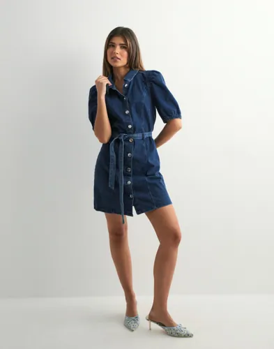 Only Blå Onlvibbe Ss Belt Dnm Dress Mbd Noos
