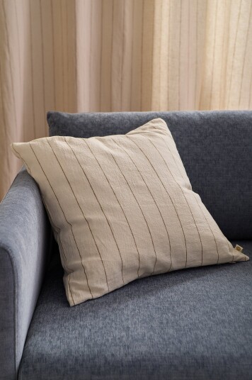 Ellos Home Putetrekk Elly Thin Stripe i resirkulert halvlinne Brun