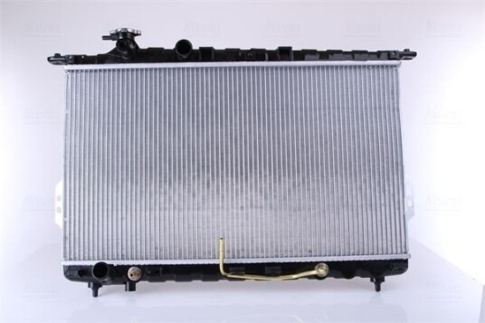 Radiator NISSENS 67027