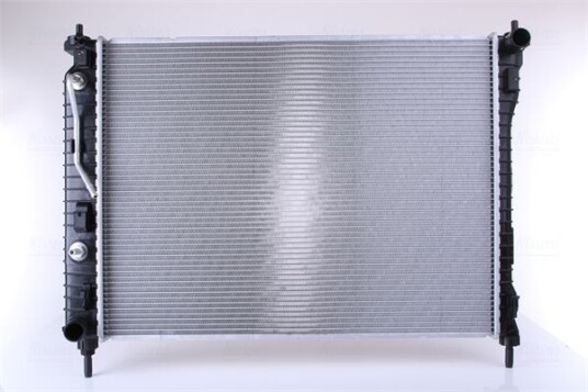 Radiator NISSENS 61688