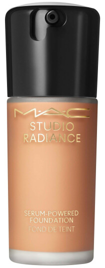 MAC Studio Radiance Serum Foundation NW40 30ml - Fuktighetsgivende og Glødende MAC Studio Radiance Serum Foundation NW40 30ml - Fuktighetsgivende og Glødende