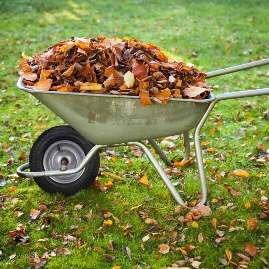 hjulsett for 2 trillebårer med slange hjulsett for 2 trillebårer med slange