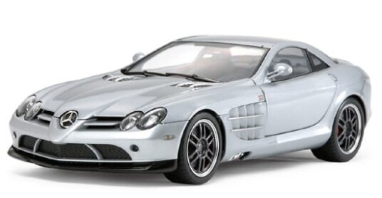 Tamiya 1/24 Mercedes-Benz SLR McLaren 722 Edition