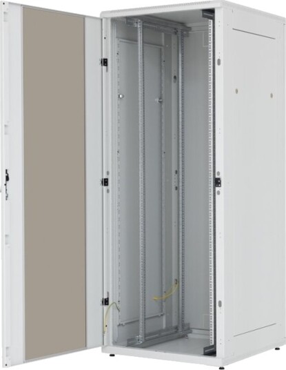 Triton Rma Rack Skap Fritt Stående 32U 19" Triton Rma Rack Skap Fritt Stående 32U 19"