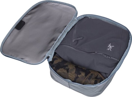 Thule Packing Cube   Pose For Klær   Medium   Nylon   Pond Gray