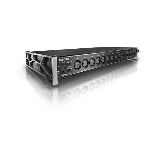 Tascam US-16x08 Tascam US-16x08