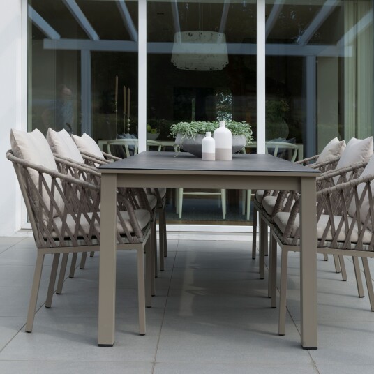 Hillerstorp Jet Set Spisestol Beige 2 pakning Hillerstorp Jet Set Spisestol Beige 2 pakning
