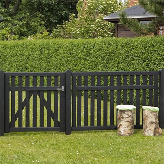 Stakitt PLUS Country 149x96 cm Svart Stakitt PLUS Country 149x96 cm Svart
