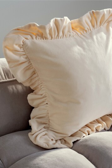 Jotex Putetrekk 50x50 Cm Naturvit FRILLE 21676460231 Jotex Putetrekk 50x50 Cm Naturvit FRILLE 21676460231
