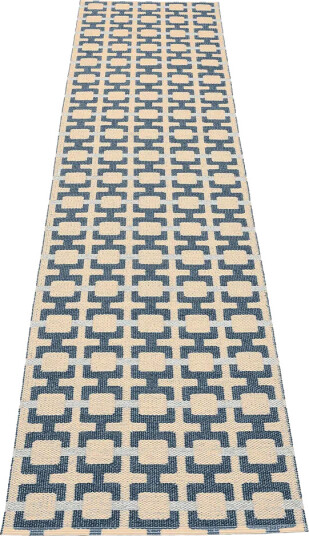 Pappelina Tom teppe Ocean Blue/Cream/Blue Fog 70 x 300 cm